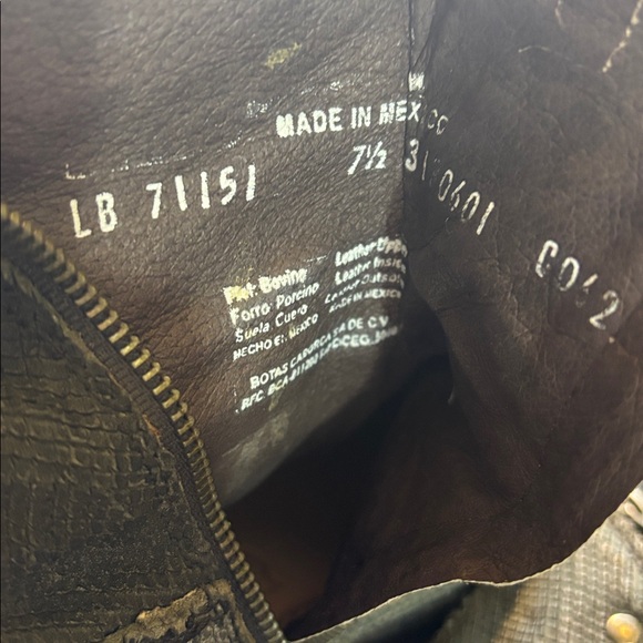 Liberty Black Studded Ankle Boots with Zipper 7.5 leather - Picture 4 of 4